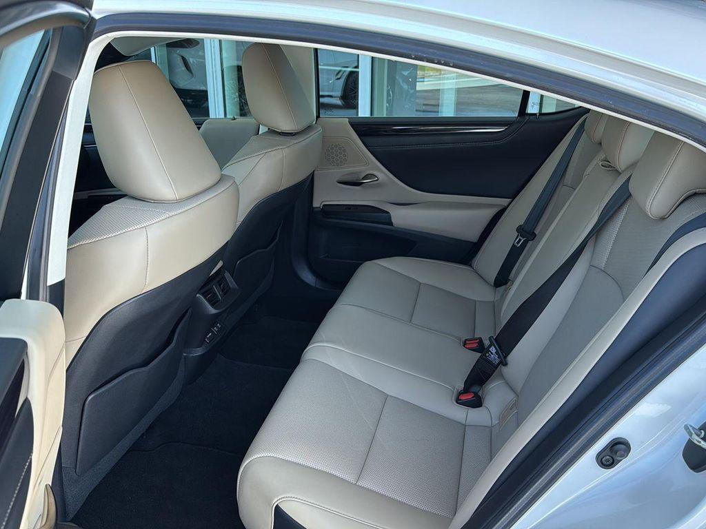 used 2020 Lexus ES 350 car, priced at $33,600