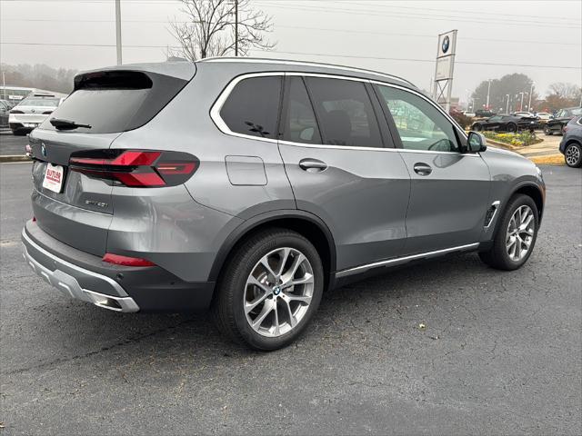 new 2025 BMW X5 car, priced at $72,060