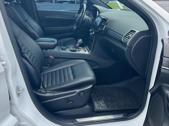used 2020 Jeep Grand Cherokee car, priced at $27,490