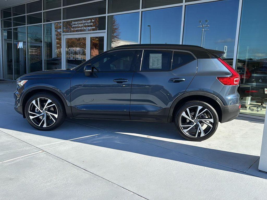 used 2022 Volvo XC40 car, priced at $27,806