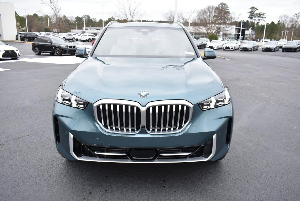 new 2024 BMW X5 car