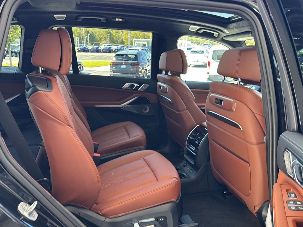 new 2026 BMW X7 car, priced at $131,455
