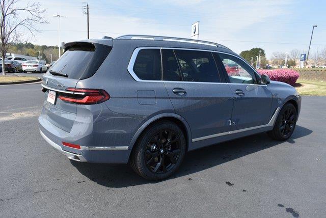 new 2024 BMW X7 car, priced at $90,195