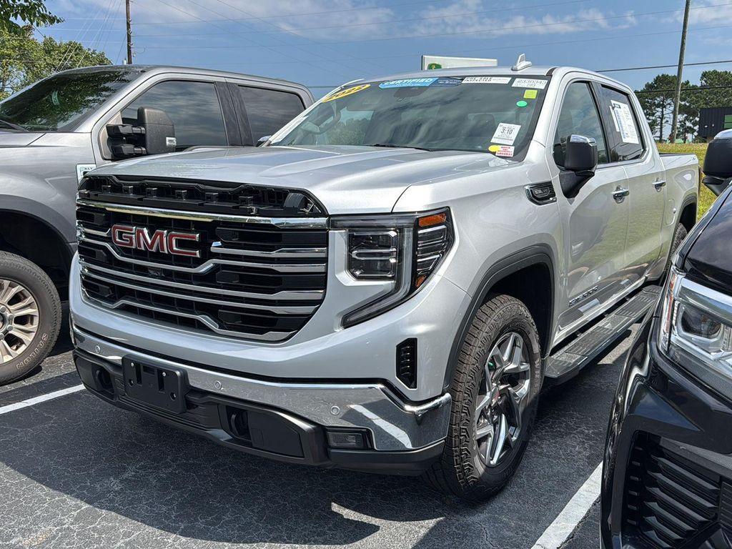 used 2022 GMC Sierra 1500 car, priced at $41,900