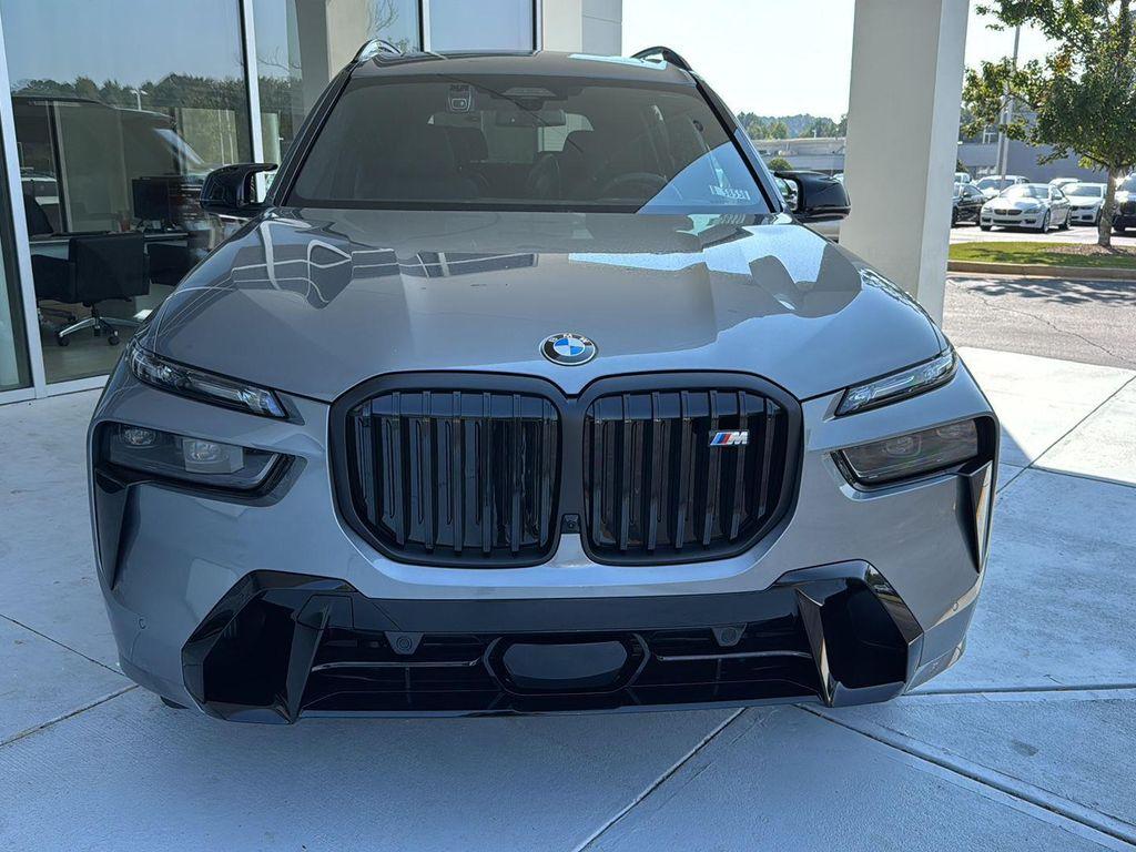 new 2026 BMW X7 car, priced at $127,280