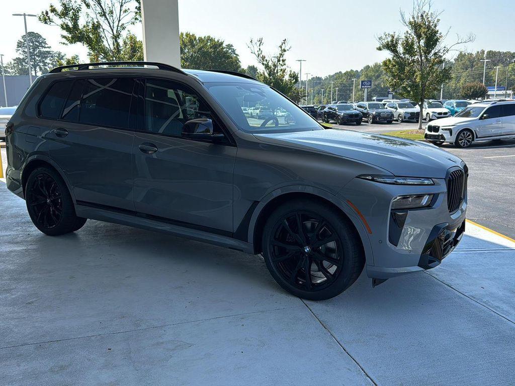 new 2026 BMW X7 car, priced at $127,280