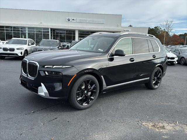 new 2025 BMW X7 car, priced at $92,420