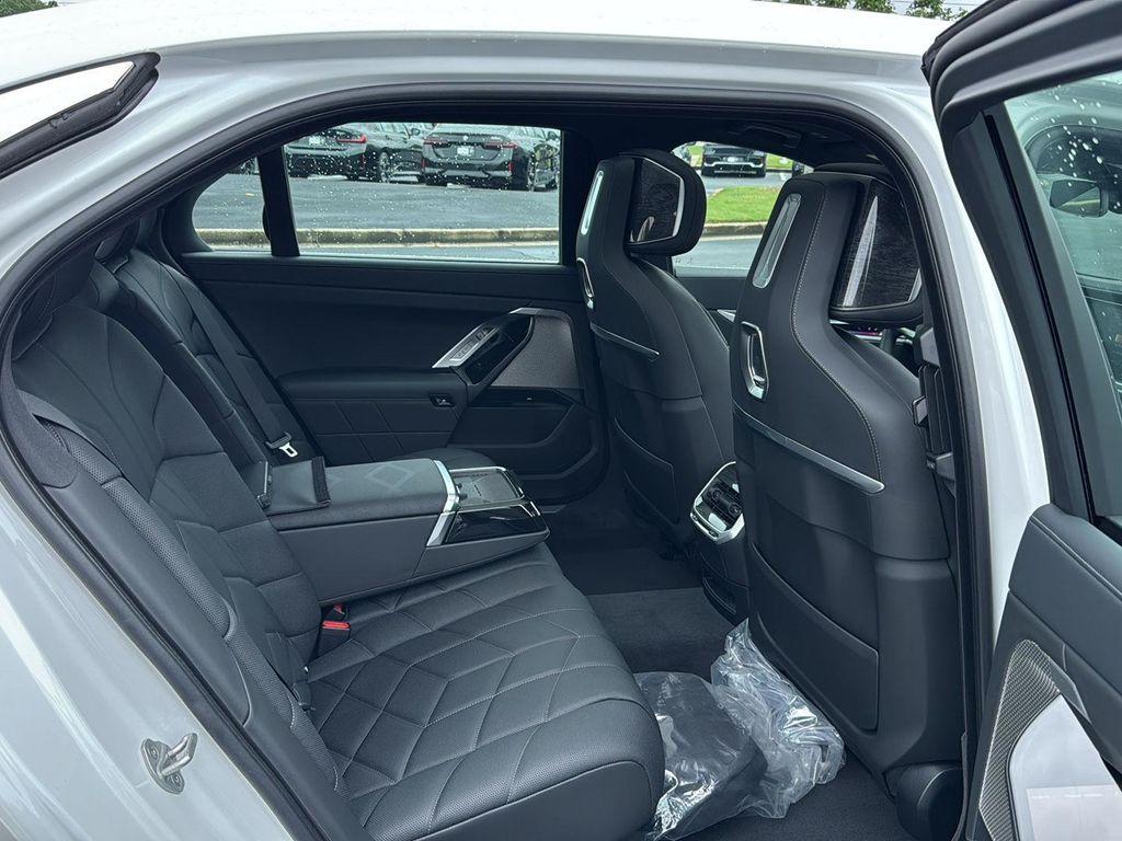 new 2025 BMW i7 car, priced at $127,125