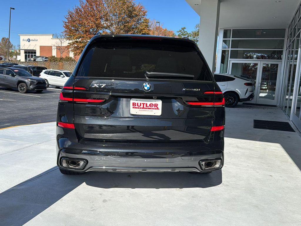 new 2026 BMW X7 car, priced at $105,635