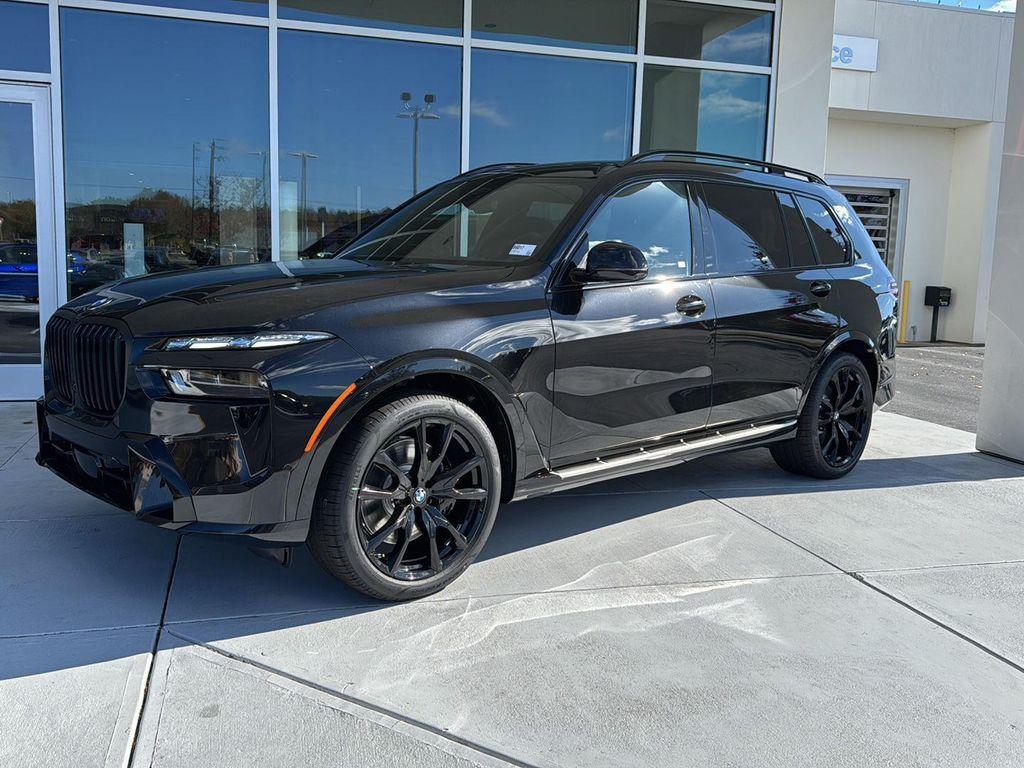 new 2026 BMW X7 car, priced at $105,635