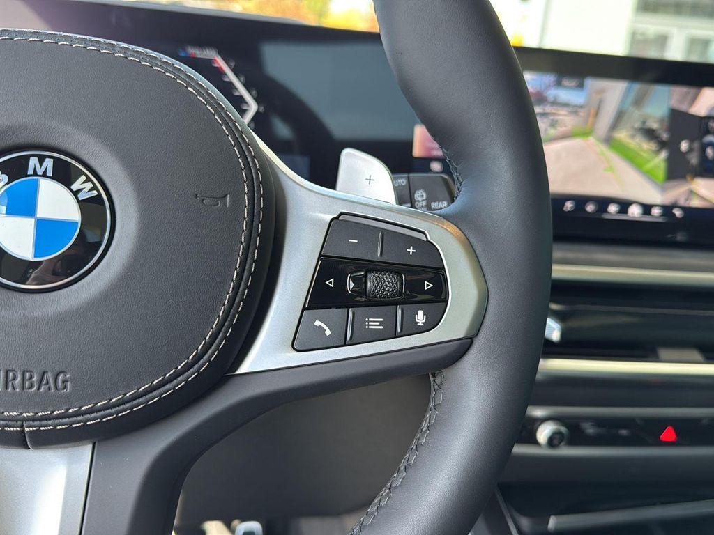 new 2026 BMW X7 car, priced at $105,635