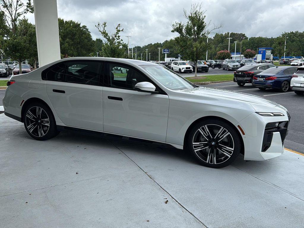 new 2025 BMW 760 car, priced at $129,135