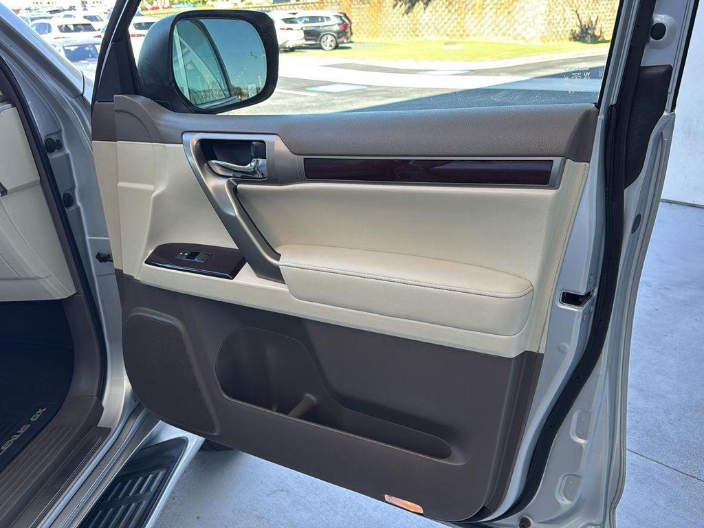 used 2017 Lexus GX 460 car, priced at $28,900
