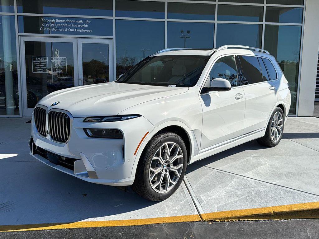 new 2026 BMW X7 car, priced at $96,005