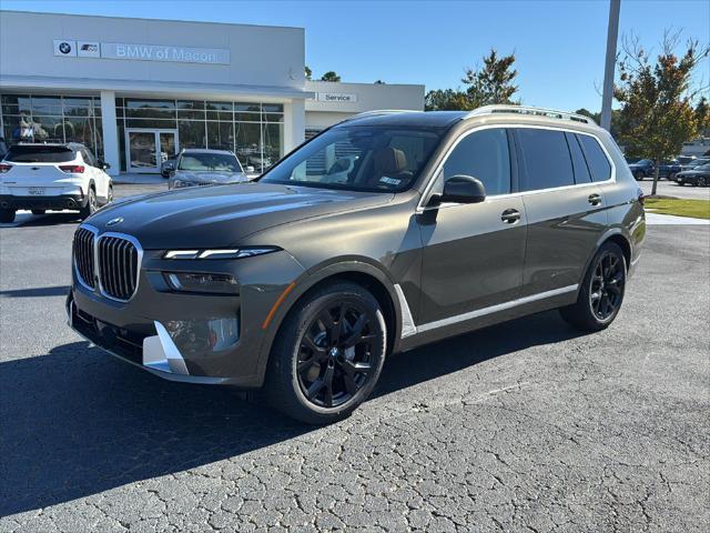 new 2025 BMW X7 car, priced at $92,420