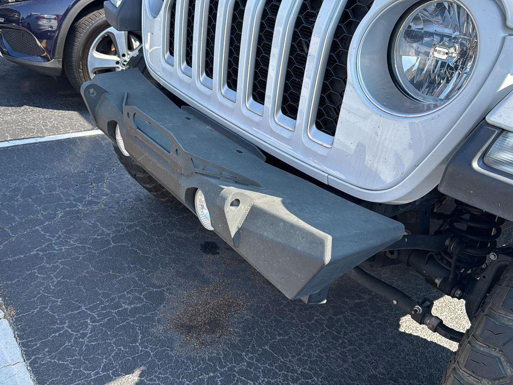 used 2021 Jeep Gladiator car, priced at $32,900