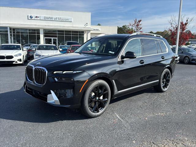 new 2025 BMW X7 car, priced at $93,170