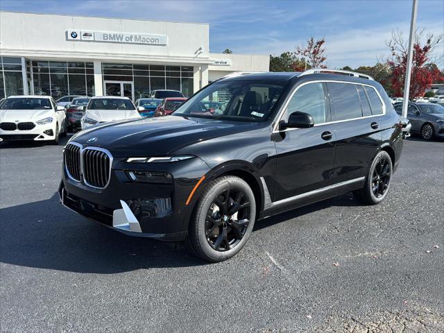 new 2025 BMW X7 car, priced at $93,170