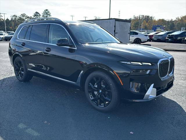 new 2025 BMW X7 car, priced at $93,170