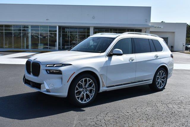 new 2025 BMW X7 car, priced at $97,545