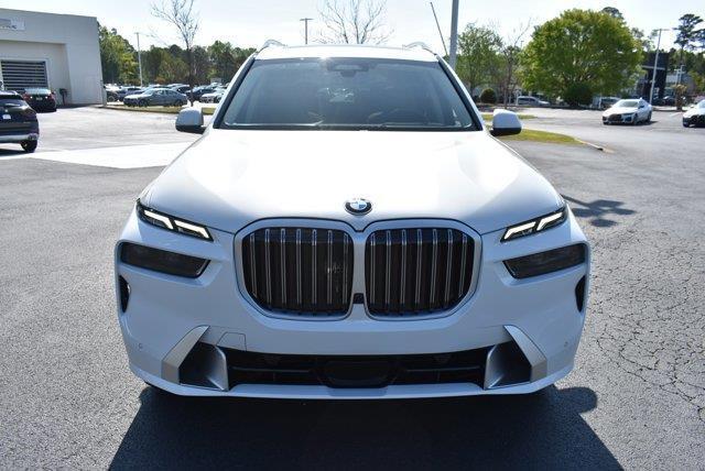 new 2025 BMW X7 car, priced at $97,545