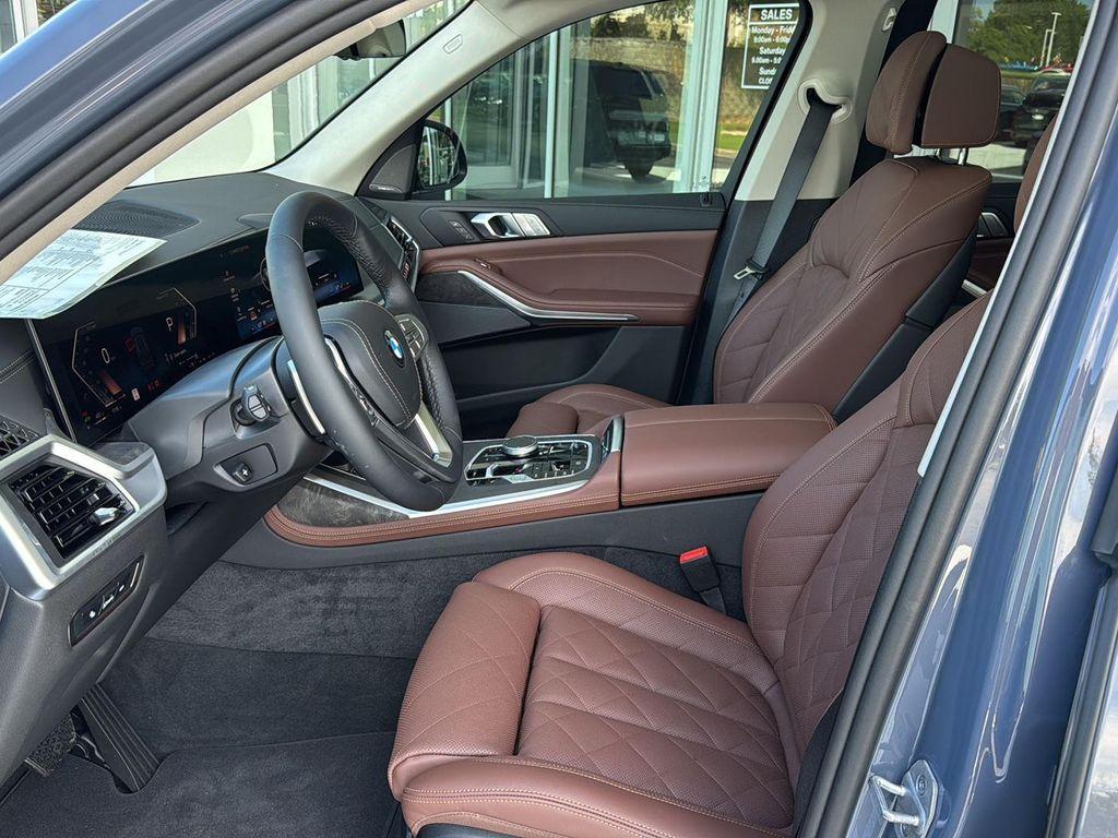 new 2026 BMW X7 car, priced at $94,025