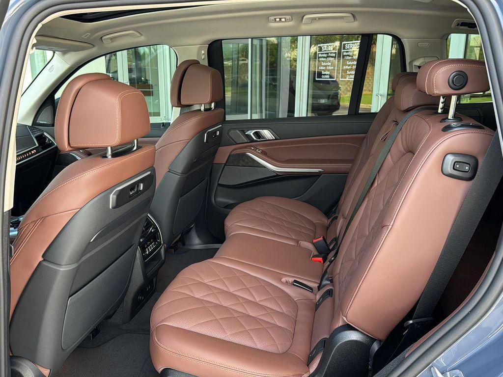 new 2026 BMW X7 car, priced at $94,025