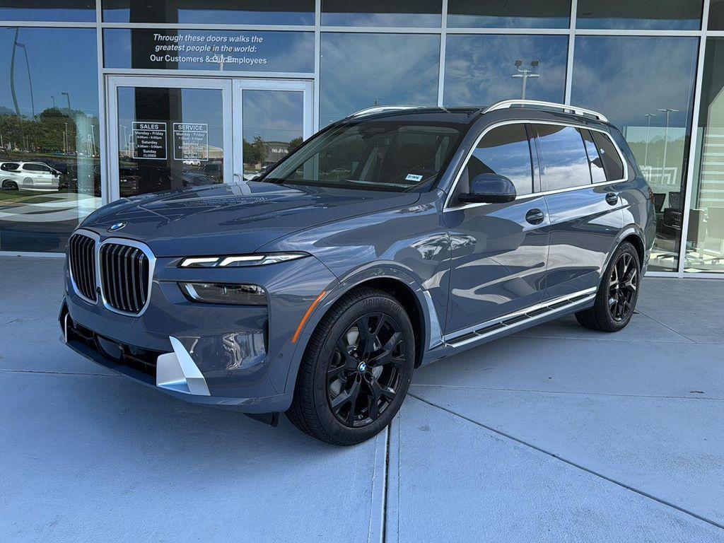 new 2026 BMW X7 car, priced at $94,025
