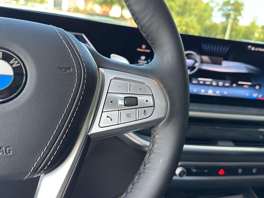 new 2026 BMW X7 car, priced at $94,025