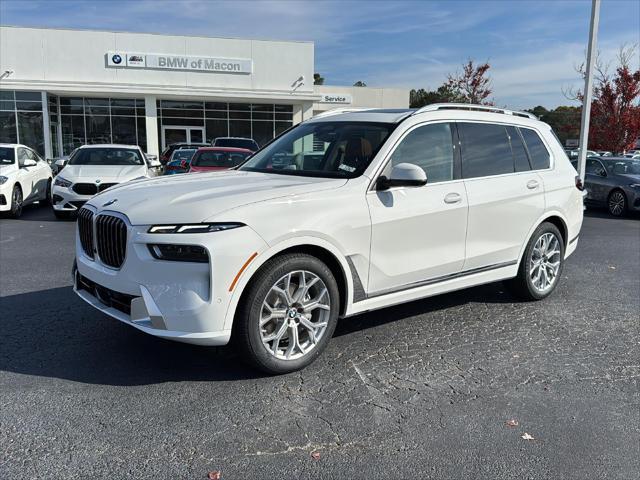 new 2025 BMW X7 car, priced at $88,070