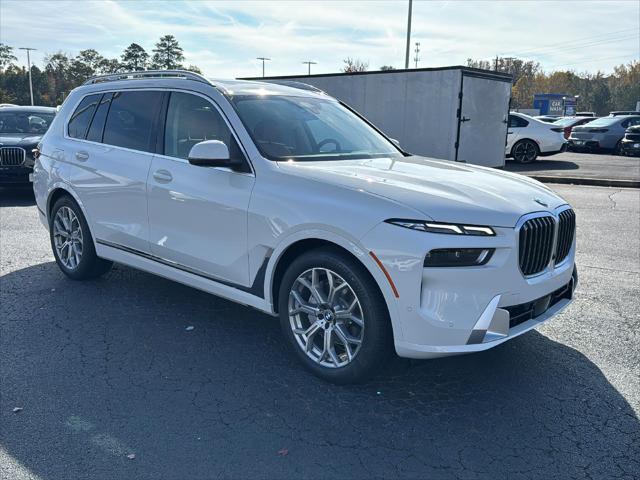 new 2025 BMW X7 car, priced at $88,070