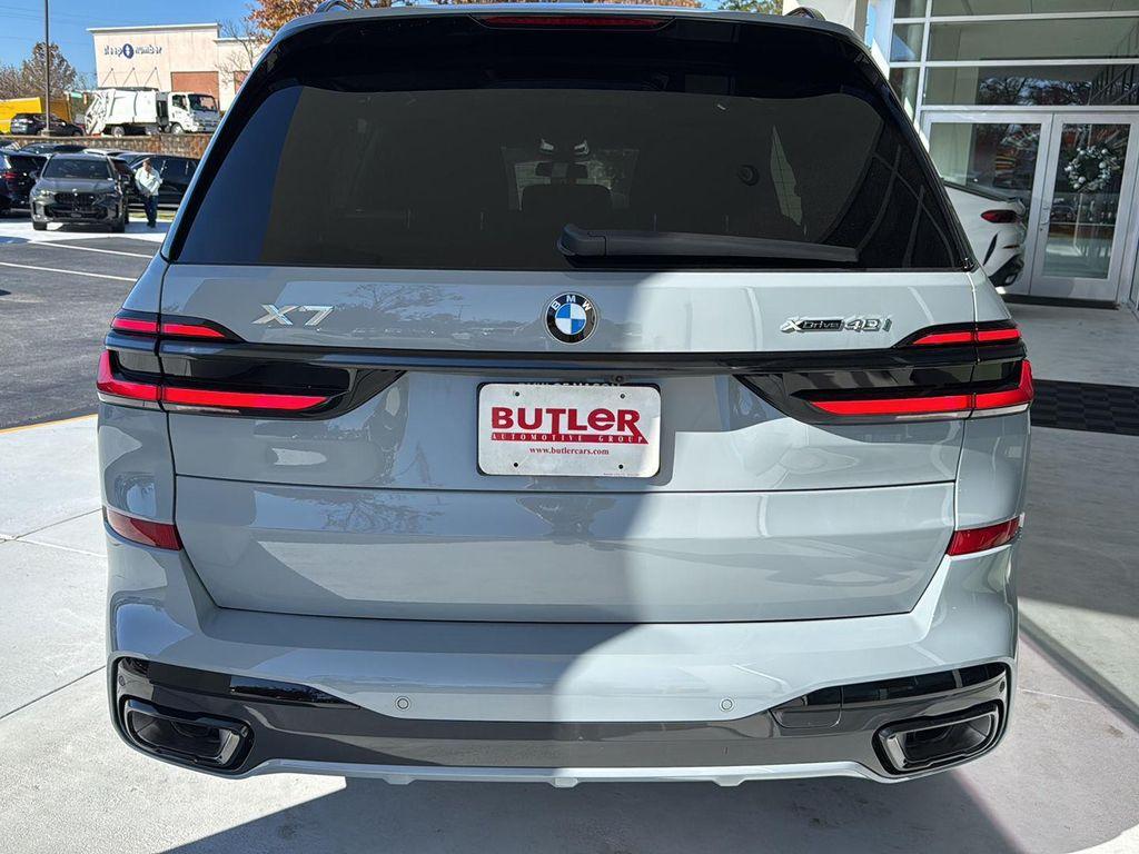 new 2026 BMW X7 car, priced at $103,085