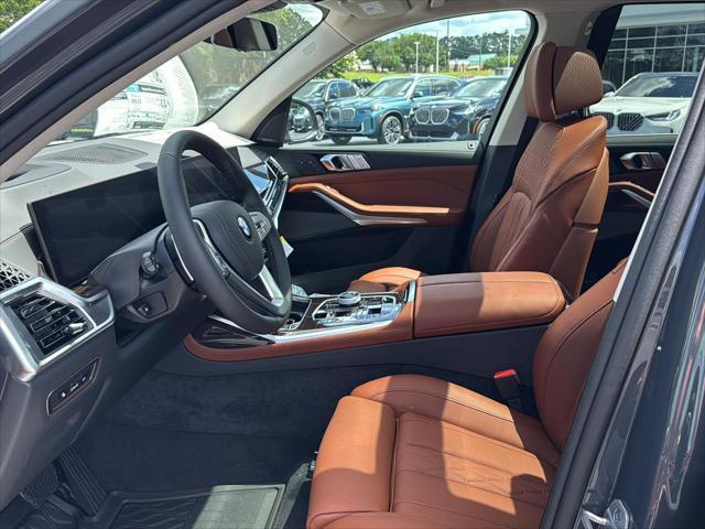 new 2026 BMW X7 car, priced at $102,485