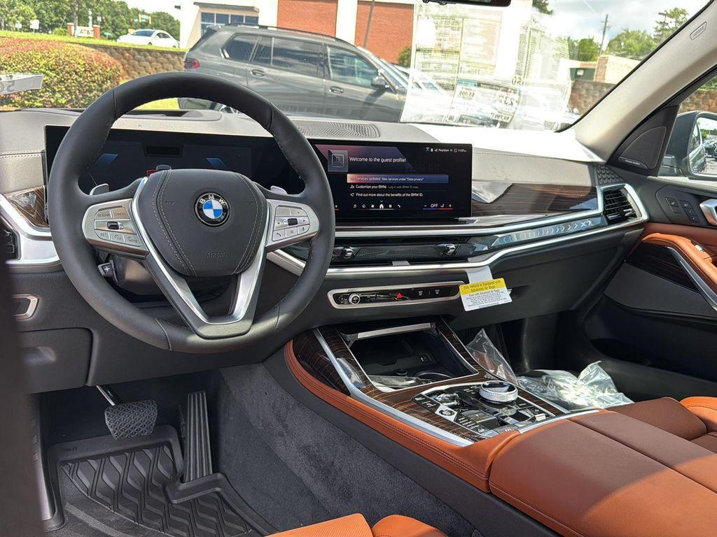 new 2026 BMW X7 car, priced at $102,485