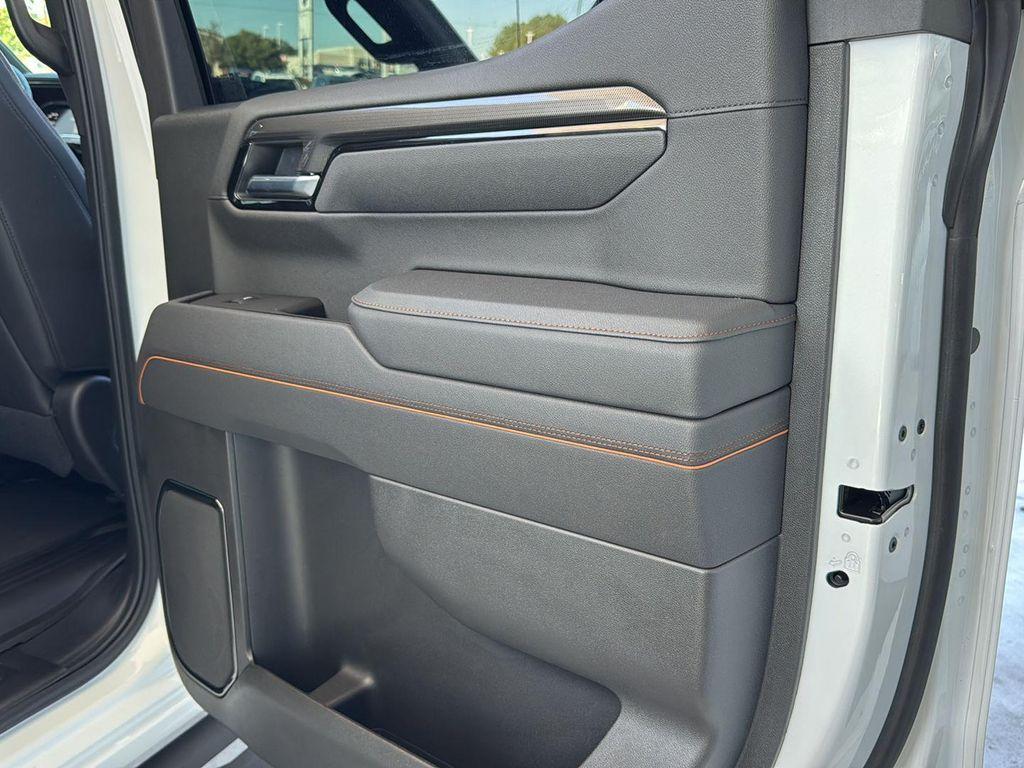used 2025 GMC Sierra 1500 car, priced at $60,290