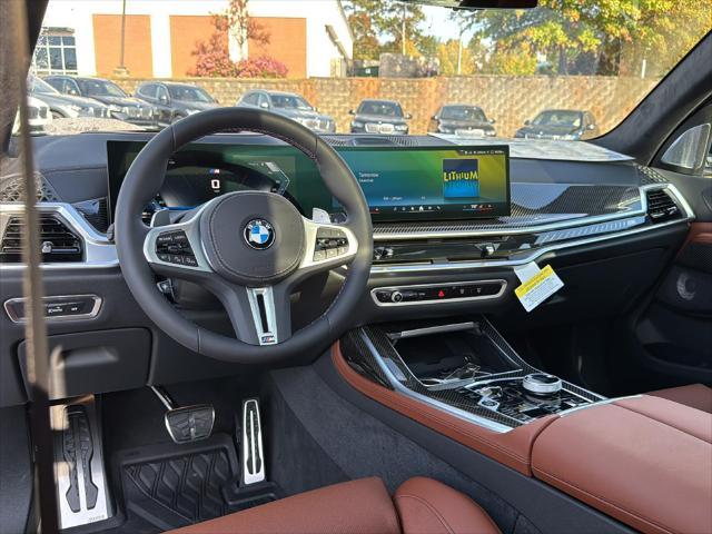 new 2025 BMW X7 car, priced at $124,870