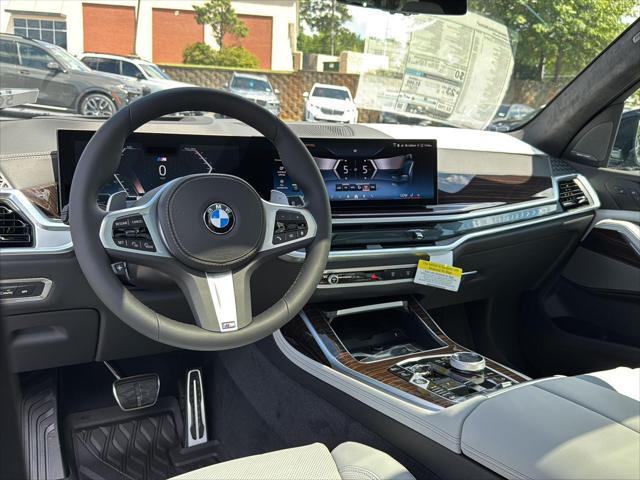 new 2026 BMW X7 car, priced at $105,885