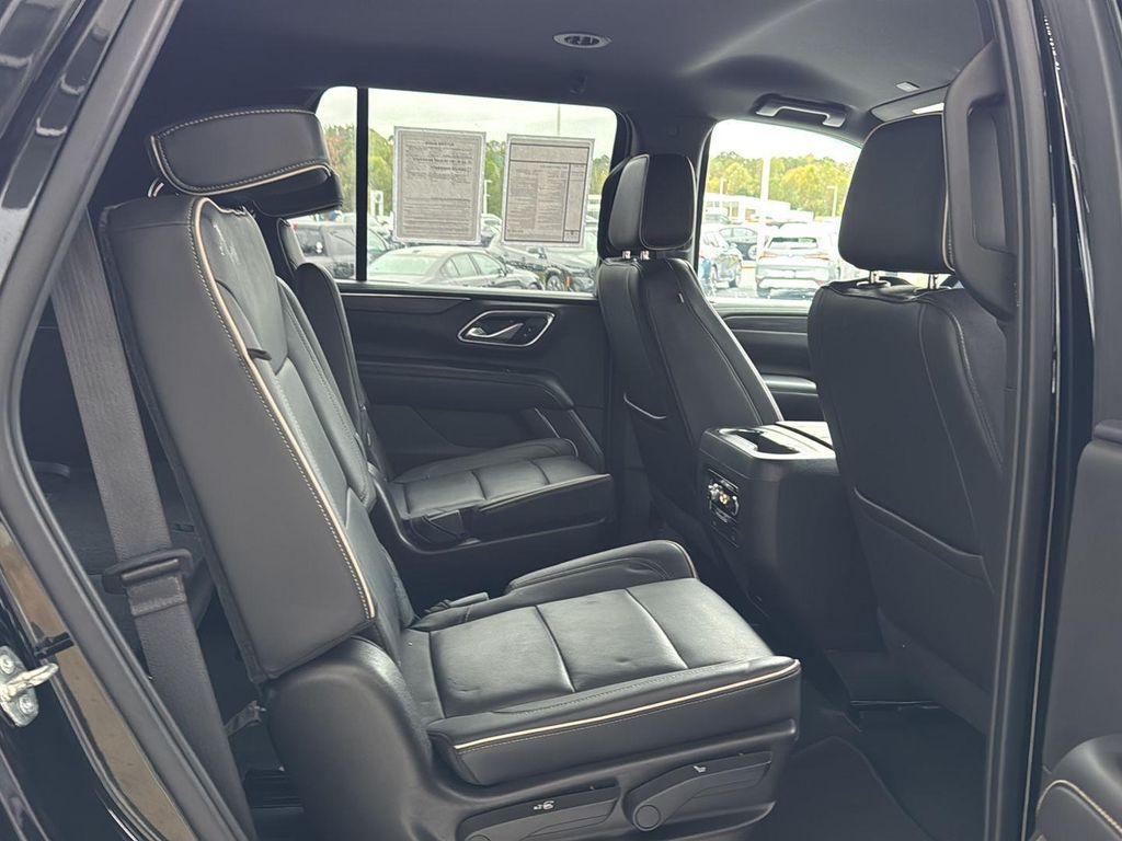 used 2021 GMC Yukon car, priced at $35,000