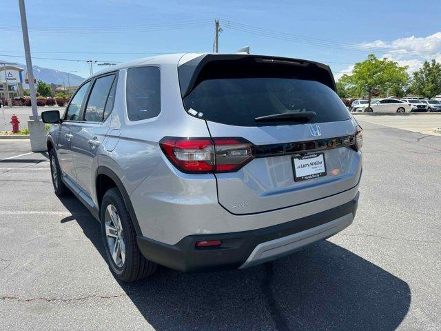 new 2025 Honda Pilot car, priced at $47,050