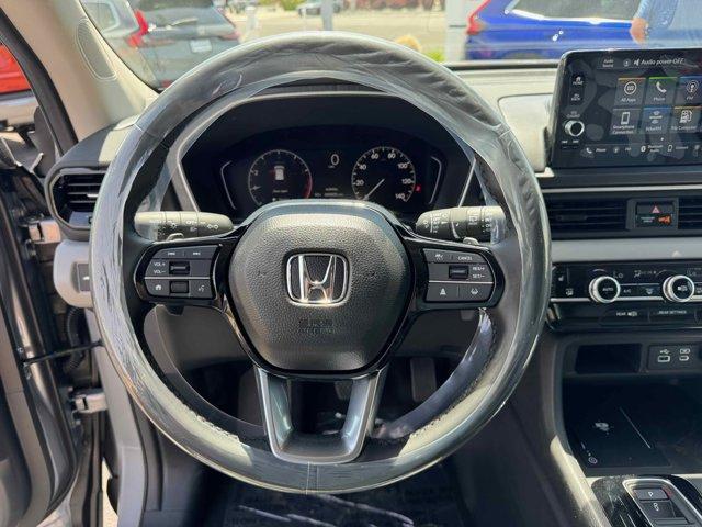 new 2025 Honda Pilot car, priced at $47,050