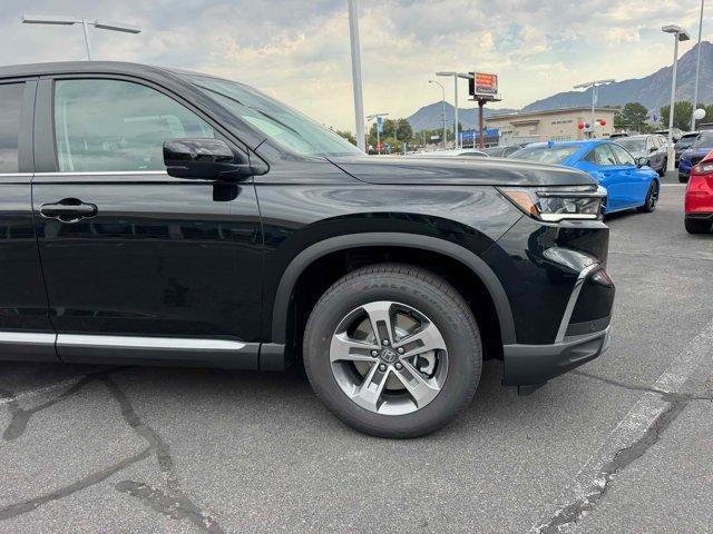 new 2025 Honda Pilot car, priced at $47,050