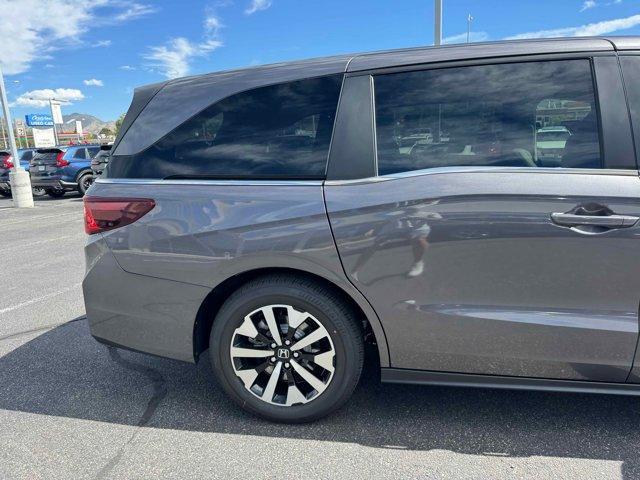 new 2026 Honda Odyssey car, priced at $44,290