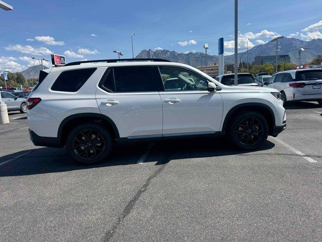 new 2025 Honda Pilot car, priced at $53,450