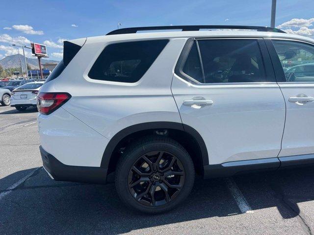 new 2025 Honda Pilot car, priced at $53,450