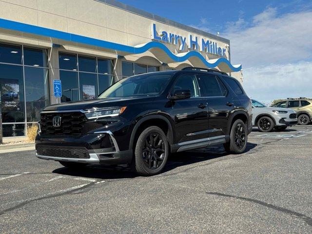 new 2025 Honda Pilot car, priced at $54,025