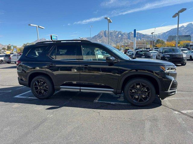 new 2025 Honda Pilot car, priced at $54,025
