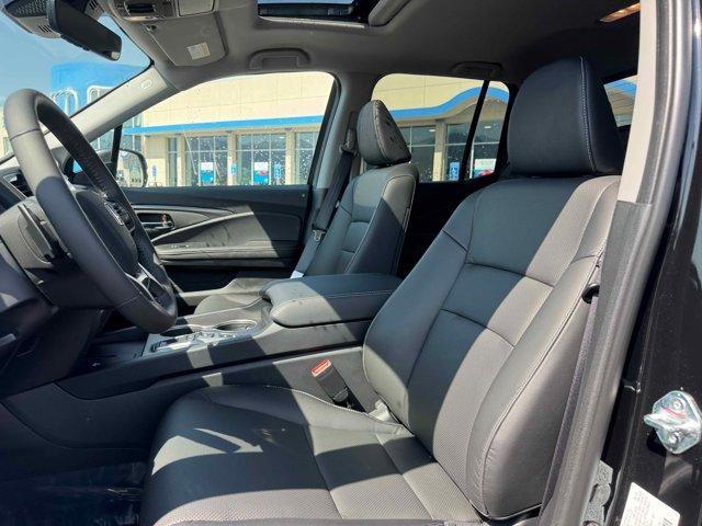 new 2025 Honda Ridgeline car, priced at $43,531