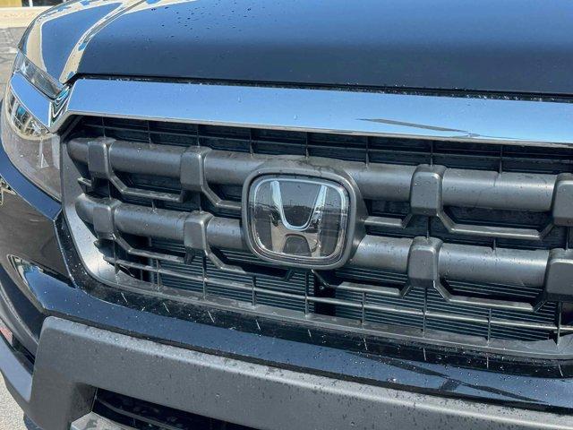 new 2025 Honda Ridgeline car, priced at $43,531