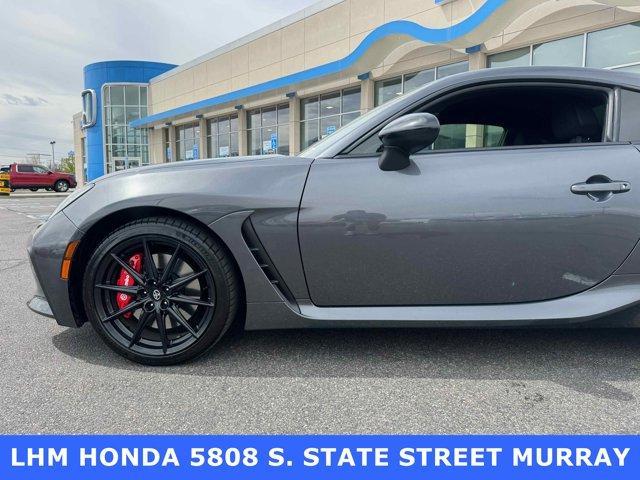used 2024 Toyota GR86 car, priced at $32,157