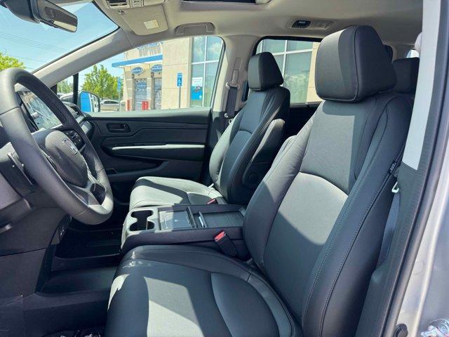 new 2025 Honda Odyssey car, priced at $44,265